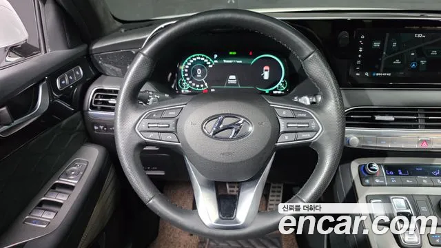 Hyundai Palisade Palisade Дизель 2.2 2WD — Фото автомобиля 14