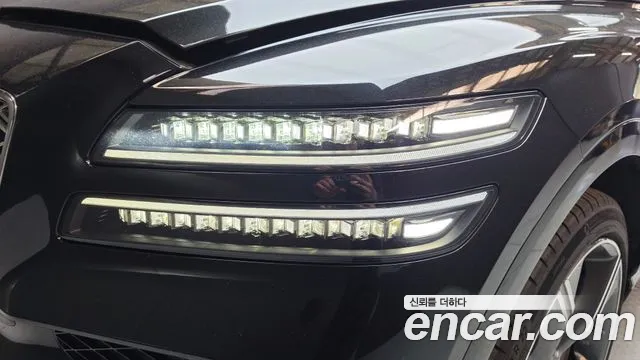 Genesis GV80 — Фото автомобиля 7
