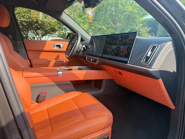 Li Auto L7 — Фото автомобиля 13
