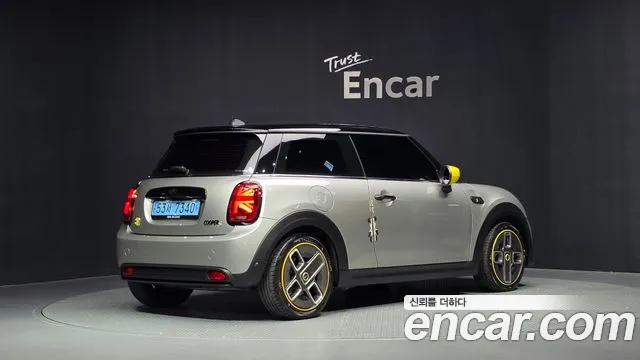 MINI Cooper Cooper Electric — Фото автомобиля 2