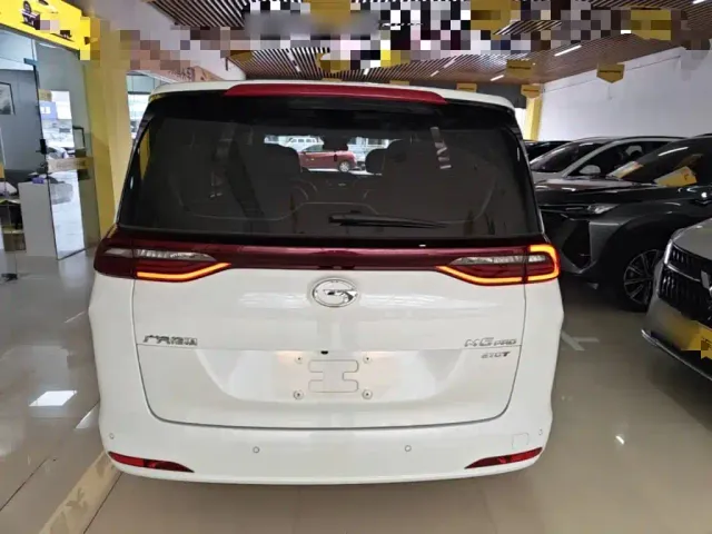 GAC Trumpchi M6 — Фото автомобиля 5