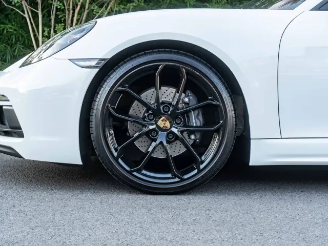 Porsche 718 — Фото автомобиля 5