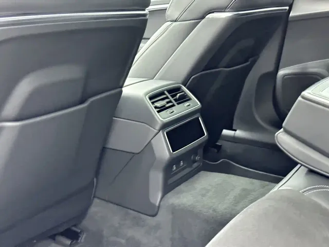 Audi A7L — Фото автомобиля 19