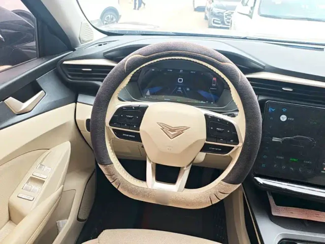 Kaiyi Kunlun NEV — Фото автомобиля 10