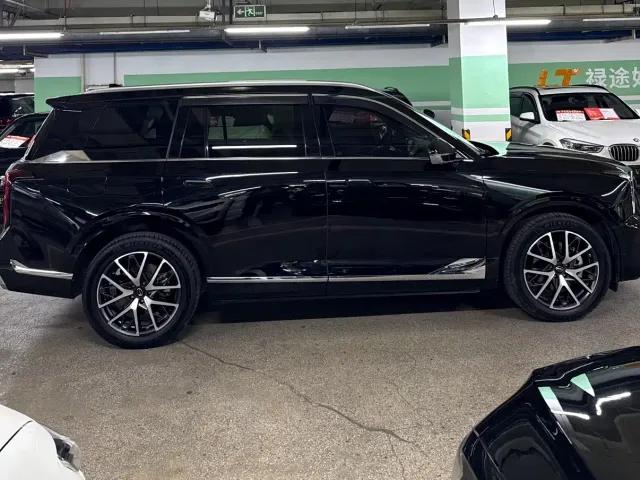 GAC Trumpchi GS8 — Фото автомобиля 3