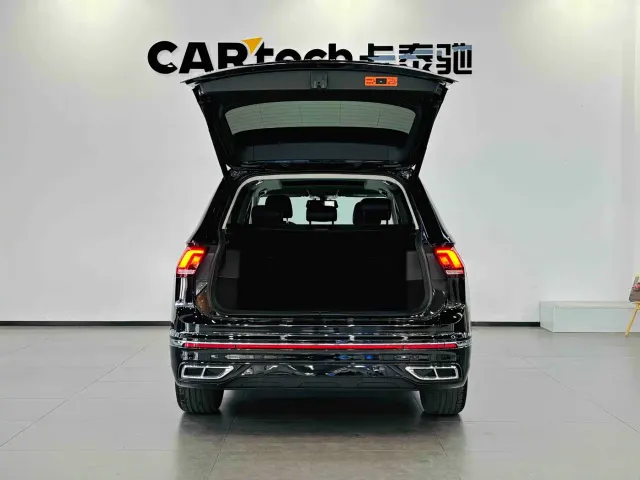 Volkswagen Tiguan L — Фото автомобиля 7