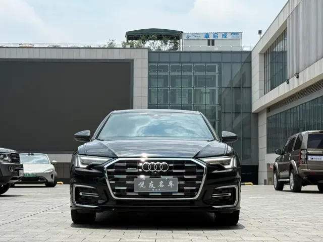 Audi A6L — Фото автомобиля 2
