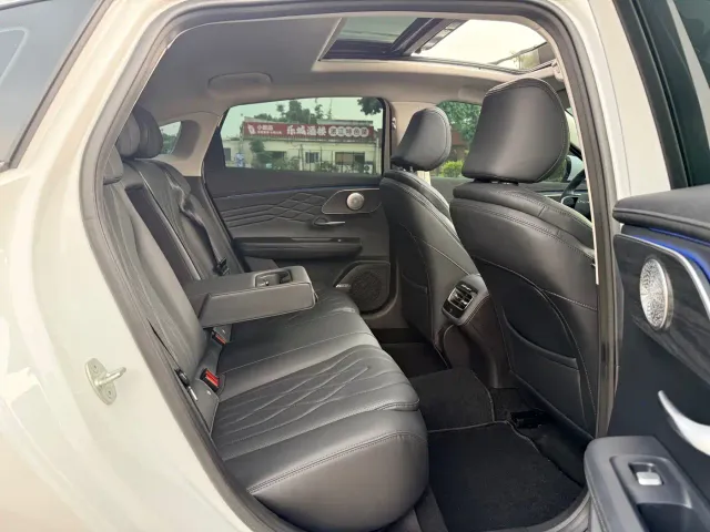 Chery Arrizo 8 PRO — Фото автомобиля 13