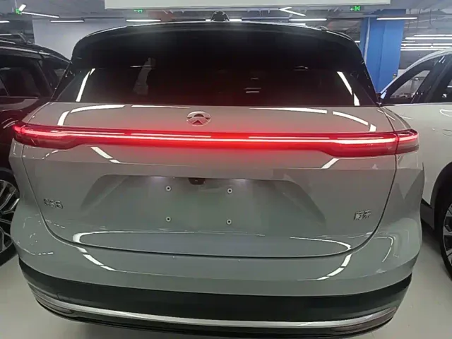 Nio ES6 — Фото автомобиля 5