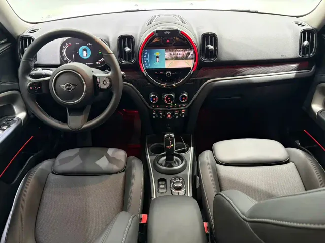 MINI Countryman — Фото автомобиля 9