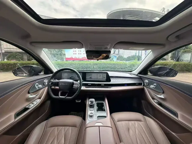 Chery Arrizo 8 — Фото автомобиля 6