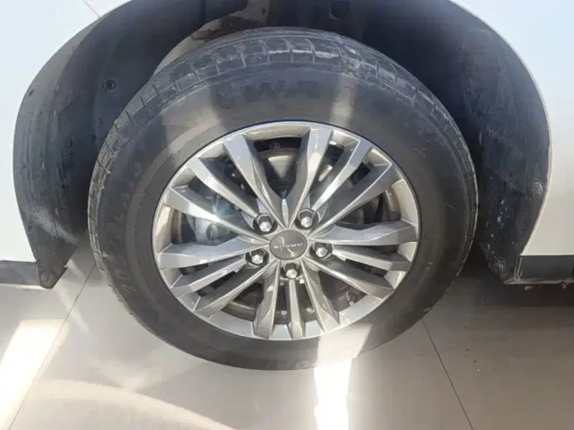 Maxus G50 — Фото автомобиля 22