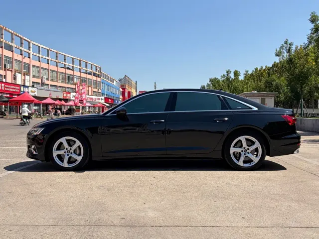 Audi Audi A6L 2024 45 TFSI quattro Premium Elegance — Фото автомобиля 3