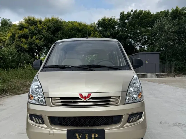 Wuling Rongguang S — Фото автомобиля 2