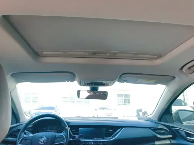 Buick Regal — Фото автомобиля 17