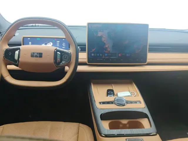 Geely Galaxy Xingyao 8 — Фото автомобиля 12