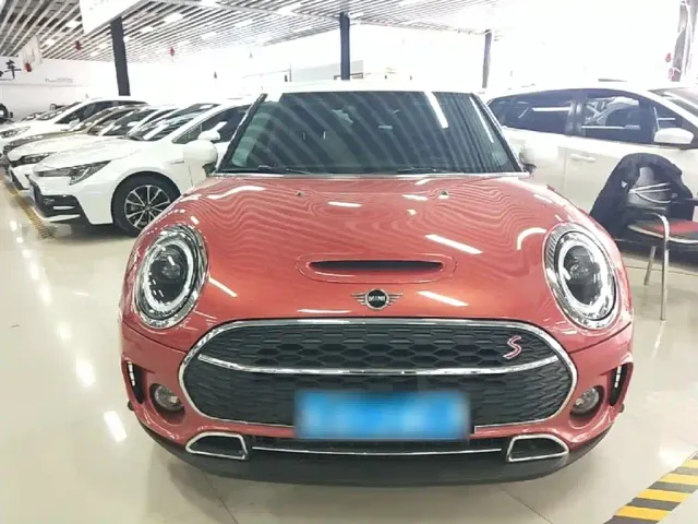 MINI Clubman — Фото автомобиля 2