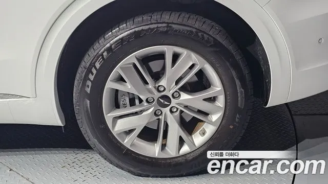 Genesis GV70 — Фото автомобиля 6