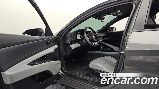 Hyundai Avante CN7 — Фото автомобиля 10