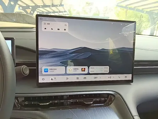 Geely Galaxy Galaxy E5 2026 610km Explorer+ Edition — Фото автомобиля 12