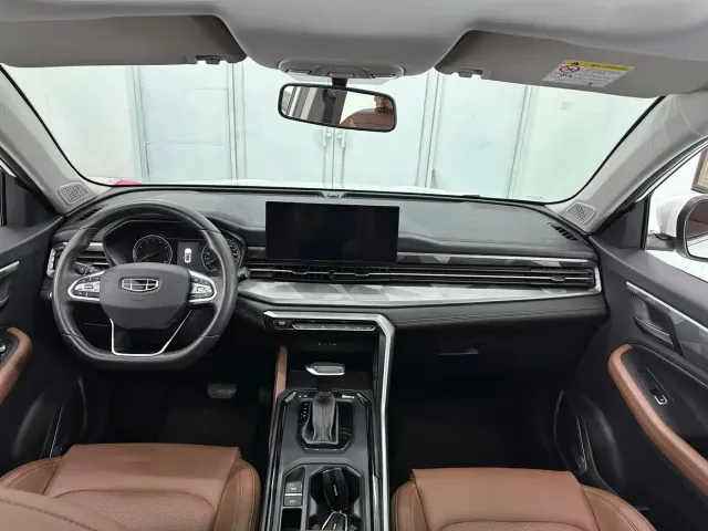 Geely Vision X6 — Фото автомобиля 11
