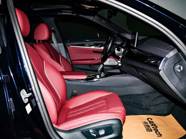 BMW 5 Series — Фото автомобиля 20