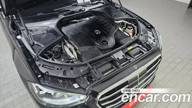 Mercedes-Benz S-Class W223 — Фото автомобиля 9