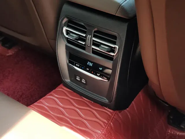 BMW 3 Series — Фото автомобиля 13
