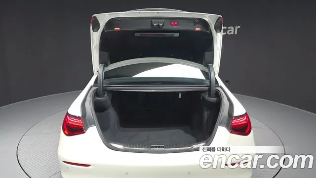 Mercedes-Benz S-Class — Фото автомобиля 20