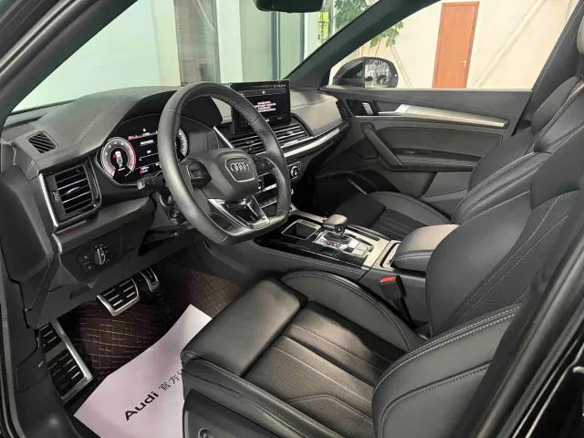 Audi Q5L — Фото автомобиля 7