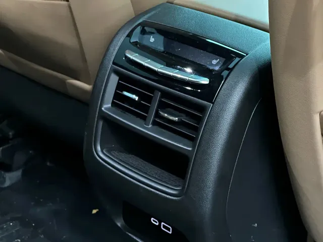 Cadillac XT5 — Фото автомобиля 18