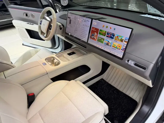 Li Auto i6 — Фото автомобиля 6