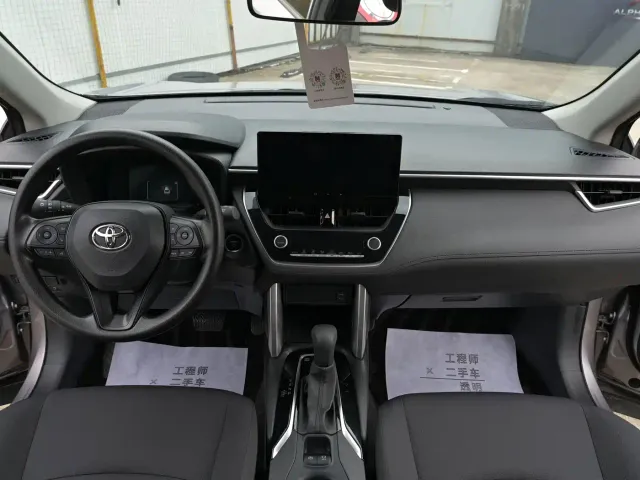 Toyota Corolla Cross — Фото автомобиля 5