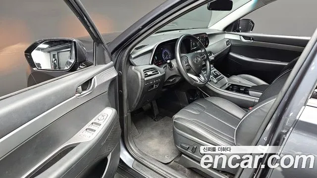 Hyundai Palisade Palisade Дизель 2.2 2WD — Фото автомобиля 12