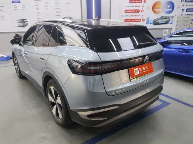 Volkswagen ID.4 X — Фото автомобиля 9