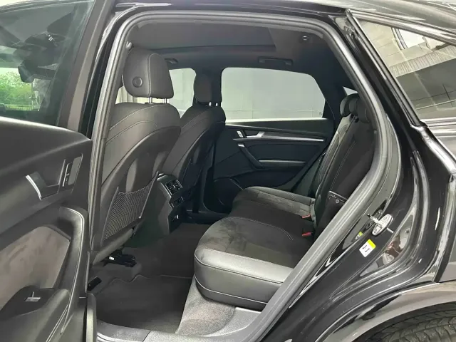 Audi Q5L Sportback — Фото автомобиля 18