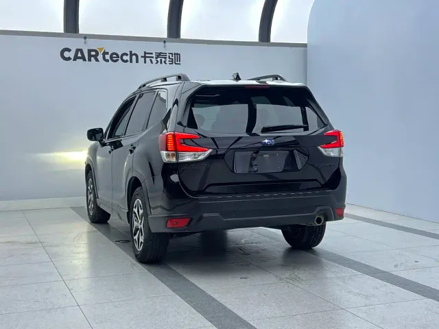 Subaru Forester — Фото автомобиля 5