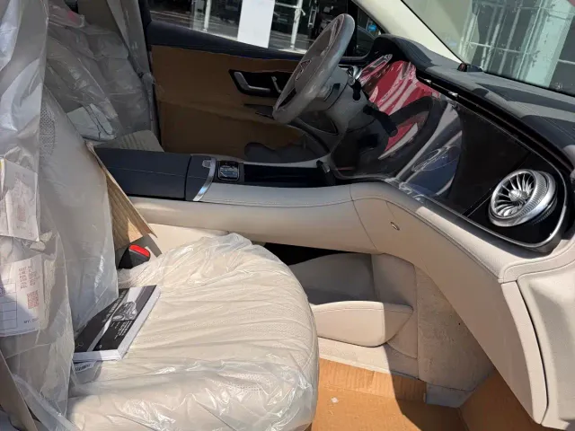 Mercedes-Benz EQS SUV — Фото автомобиля 7