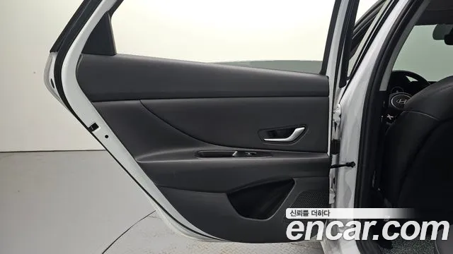 Hyundai Avante CN7 — Фото автомобиля 25