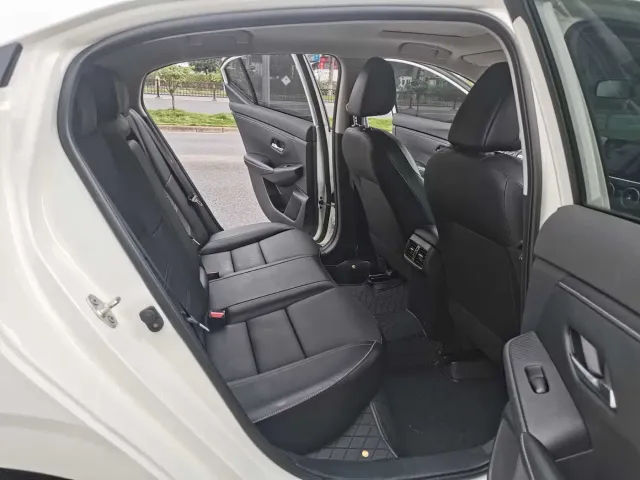 Nissan Sylphy — Фото автомобиля 6