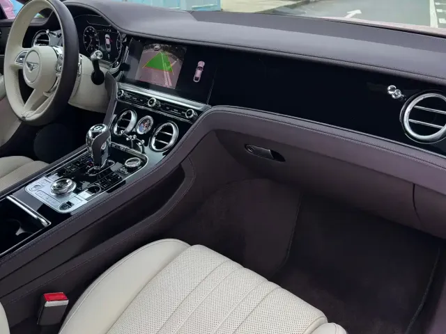 Bentley Continental 2022 4.0T GT V8 — Фото автомобиля 12