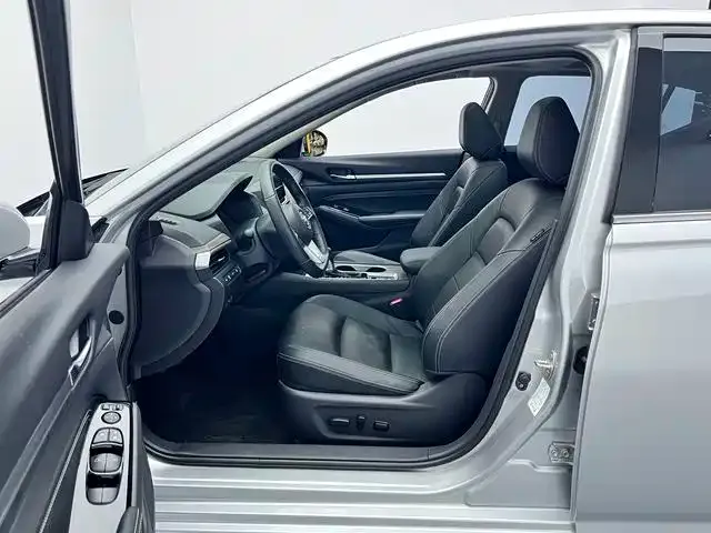 Nissan Teana — Фото автомобиля 12