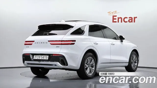 Genesis GV70 — Фото автомобиля 2