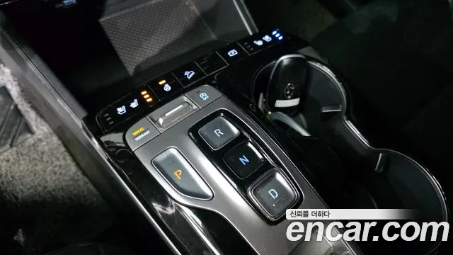 Hyundai Tucson Tucson (NX4) Дизель 2.0 4WD — Фото автомобиля 9