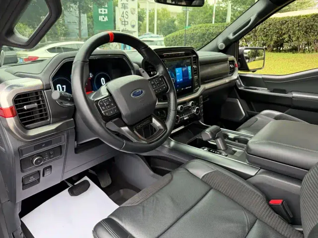 Ford F-150 Raptor — Фото автомобиля 7
