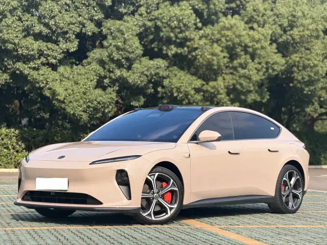 Nio ET5 — Фото автомобиля 2
