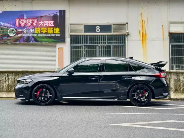 Honda Civic — Фото автомобиля 4