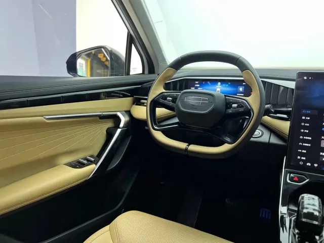 Geely Boyue L — Фото автомобиля 12
