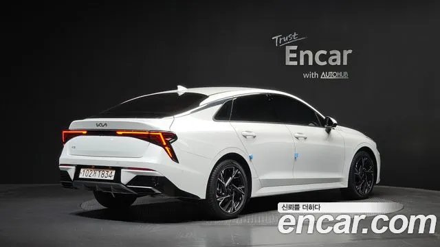 Фотография автомобиля — Kia K5 Generation 3