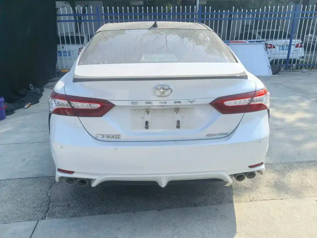 Toyota Camry — Фото автомобиля 4
